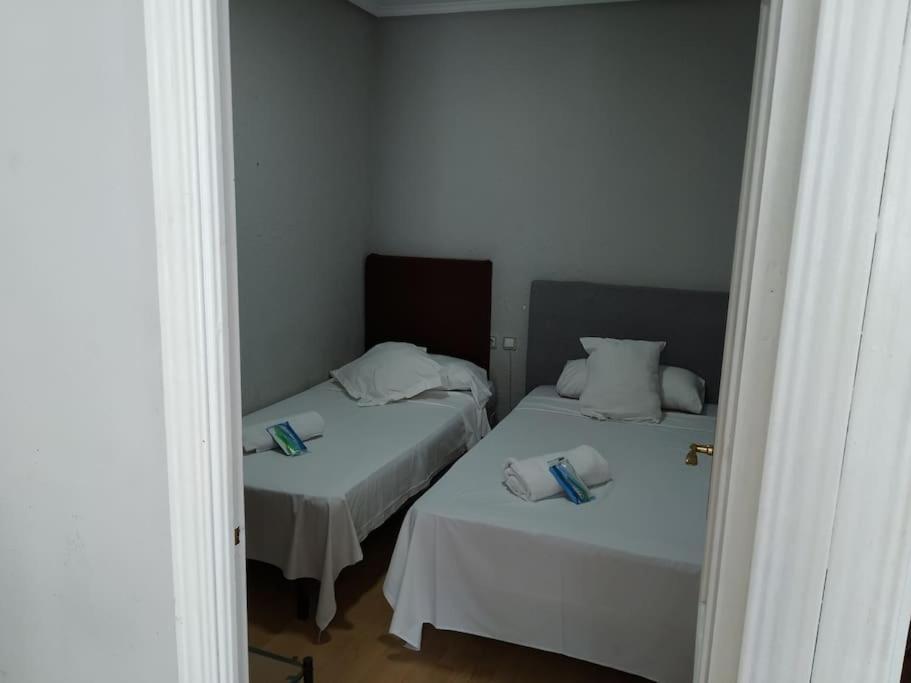 Apartamento Hotel Montana Lavapies Madrid Luaran gambar